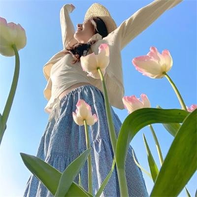 极品外卖员降服绝世风华三姐妹